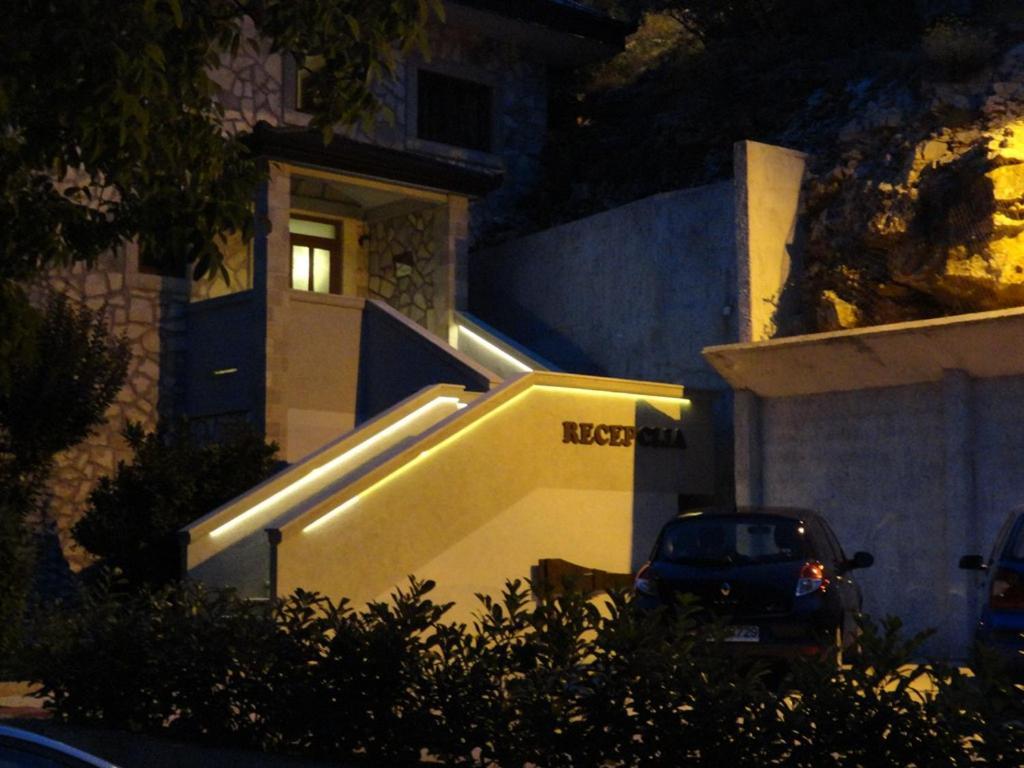 Spa&Hotel Studenac เทรบินเย ภายนอก รูปภาพ